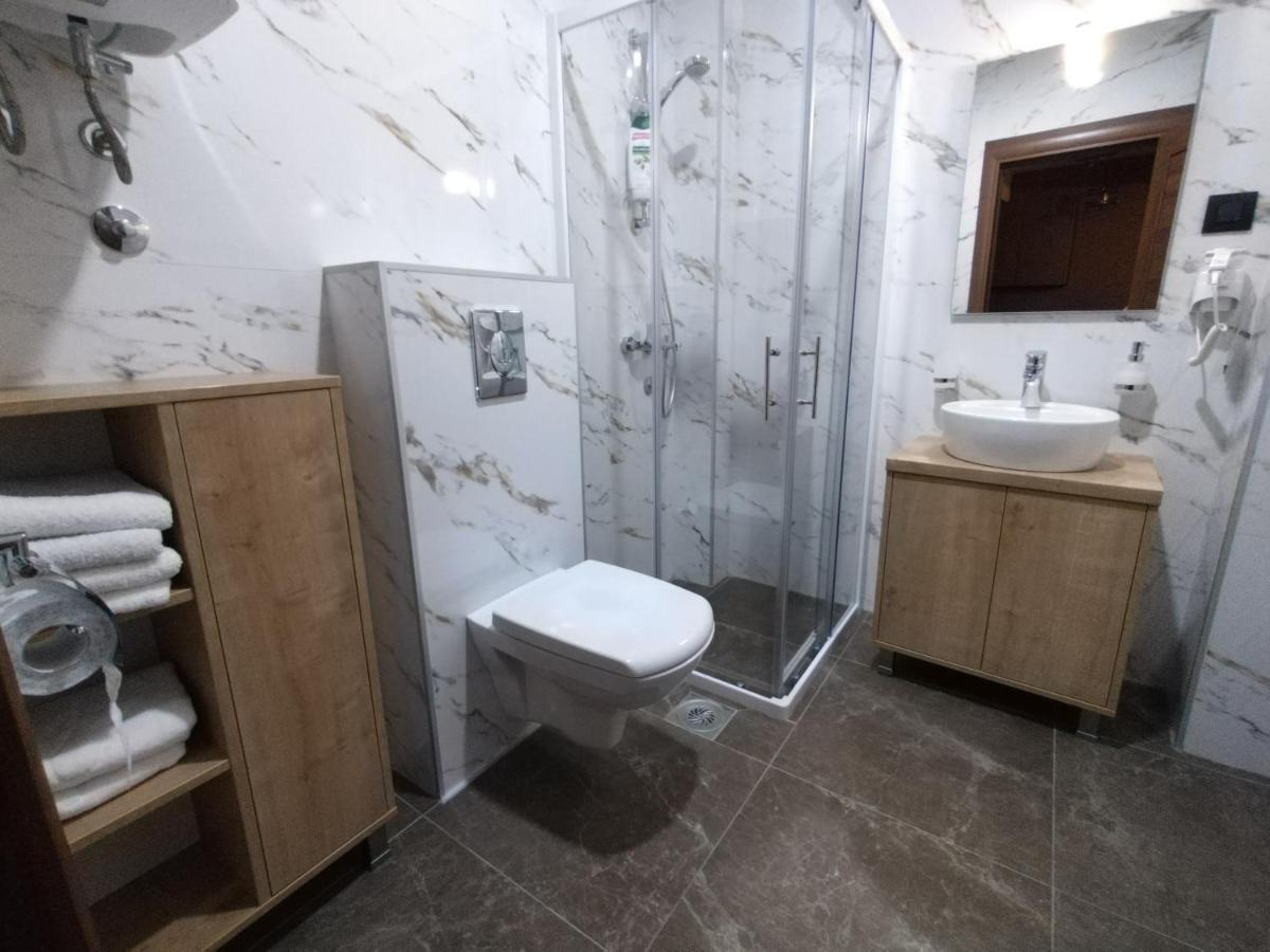 Apartmani Fantasia Cetinje Exterior photo